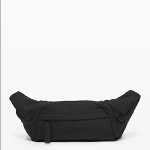 On the Beat Belt Bag by Lululemon 4.5L